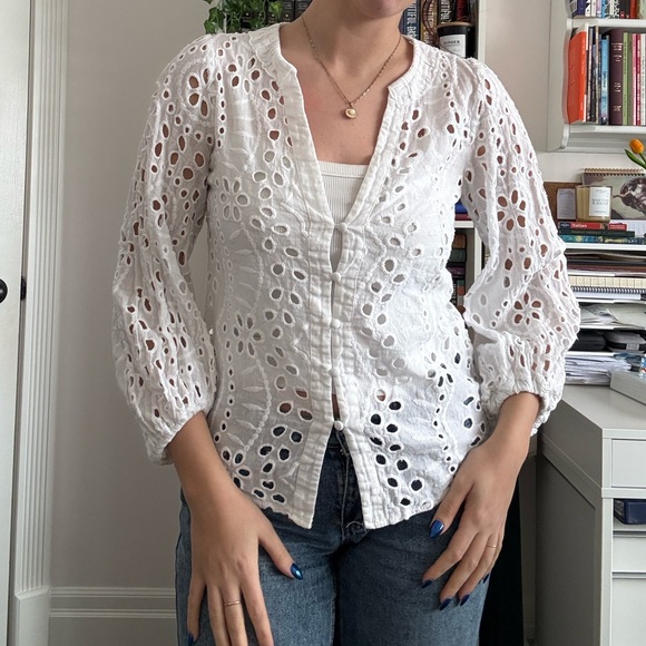 Tops - Elegant White Eyelet Blouse